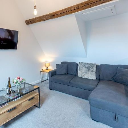 Pass The Keys 5C Charming Town Centre Apartment With Roof Top Views 什鲁斯伯里 外观 照片