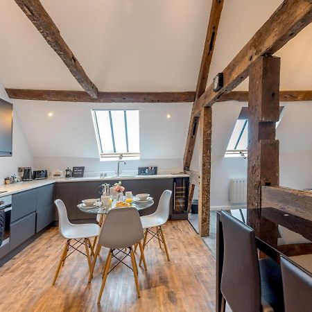 Pass The Keys 5C Charming Town Centre Apartment With Roof Top Views 什鲁斯伯里 外观 照片