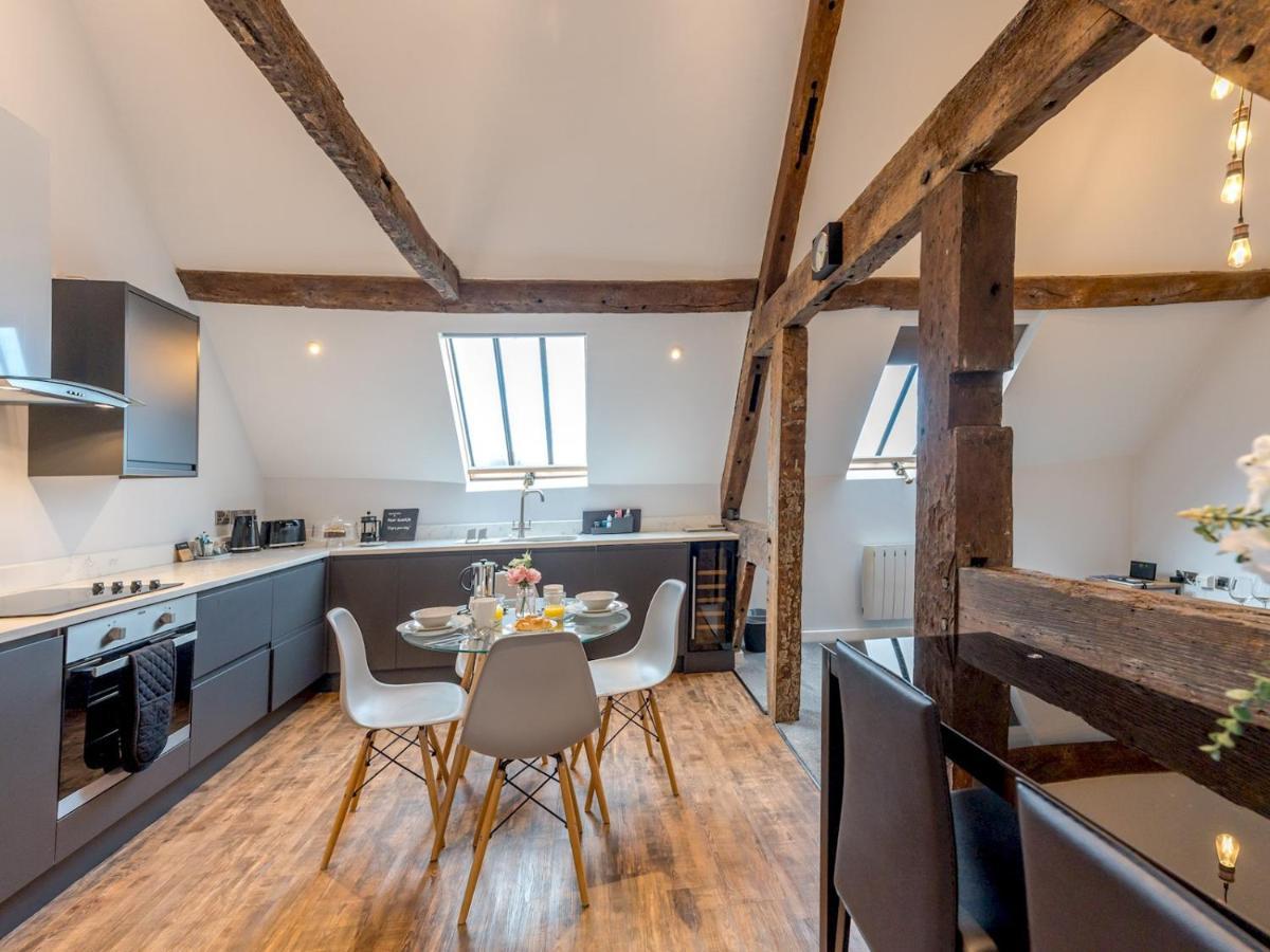 Pass The Keys 5C Charming Town Centre Apartment With Roof Top Views 什鲁斯伯里 外观 照片