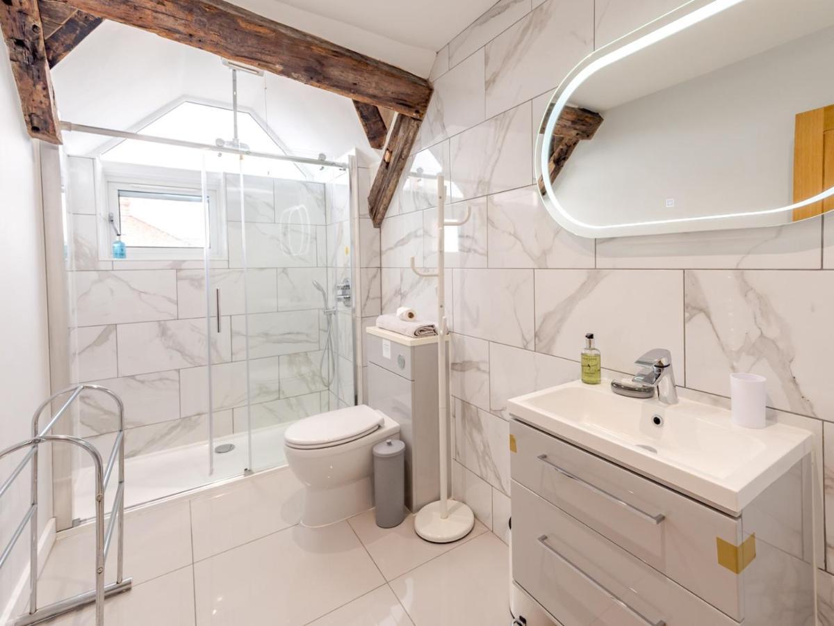 Pass The Keys 5C Charming Town Centre Apartment With Roof Top Views 什鲁斯伯里 外观 照片